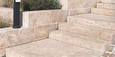 Blockstufen, Tritt- und Stellstufen